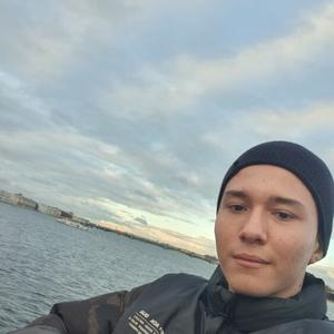Парни в Санкт-Петербурге: Nicolas Gonzalez, 19 - ищет девушку из Санкт-Петербурга