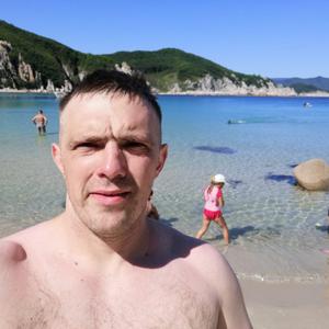 Парни в Владивостоке: Илья, 40 - ищет девушку из Владивостока