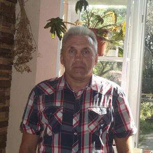 Парни в Саратове: Владимир Котенко, 59 - ищет девушку из Саратова