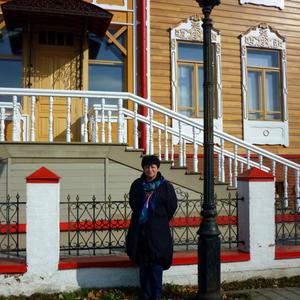 Девушки в Сургуте (Ханты-Мансийский АО): Ксения, 56 - ищет парня из Сургута (Ханты-Мансийский АО)