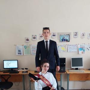 Парни в Ижевске: Павел, 18 - ищет девушку из Ижевска