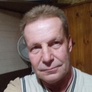 Эдуард, 58 лет, Саратов