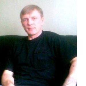 Парни в Лесосибирске: Геннадий, 46 - ищет девушку из Лесосибирска