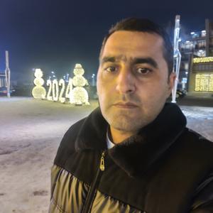Парни в Баку: Vusal, 45 - ищет девушку из Баку