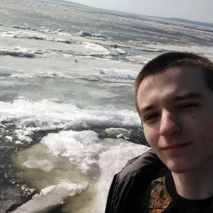 Парни в Тольятти: Михаил, 25 - ищет девушку из Тольятти