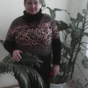 Девушки в Арсеньеве: Марина, 58 - ищет парня из Арсеньева