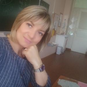 Девушки в Мурманске: Оксана, 47 - ищет парня из Мурманска