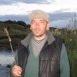 Парни в Гатчине: Денис Карманов, 52 - ищет девушку из Гатчины