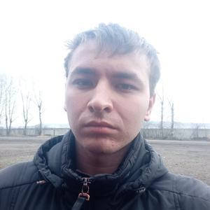 Парни в Ужуре: Олег, 24 - ищет девушку из Ужура