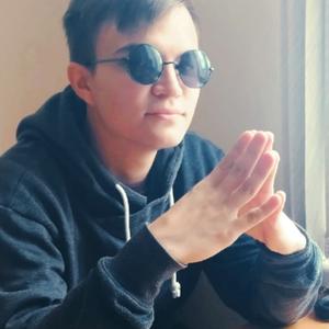 Парни в Ижевске: Андрей, 22 - ищет девушку из Ижевска