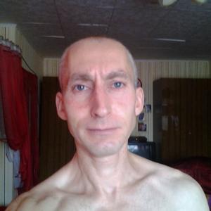 Парни в Даугавпилсе: Алексей, 45 - ищет девушку из Даугавпилса