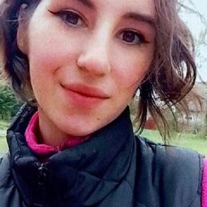 Девушки в Калининграде: Анастасия, 23 - ищет парня из Калининграда