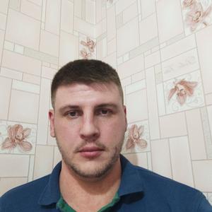 Парни в Кишиневе: Алексей, 32 - ищет девушку из Кишинева
