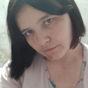 Девушки в Апшеронске: Надя, 28 - ищет парня из Апшеронска