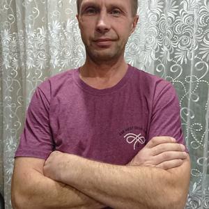 Парни в Новочебоксарске: Сергей, 52 - ищет девушку из Новочебоксарска