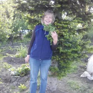 Девушки в Кемерово: Вера Токмина, 65 - ищет парня из Кемерово