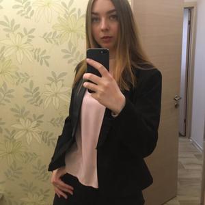Девушки в Петрозаводске: Алёна, 29 - ищет парня из Петрозаводска