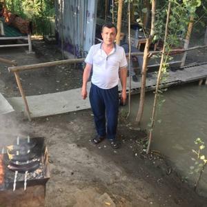 Парни в Андижане: Бахтиёр Хайдаров, 44 - ищет девушку из Андижана