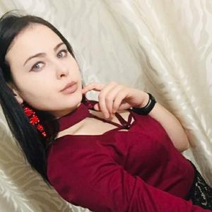 Девушки в Нефтеюганске: Ева, 33 - ищет парня из Нефтеюганска