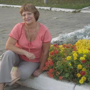 Ирина, 69 лет, Саратов