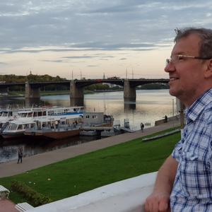 Парни в Старый Осколе: Игорь, 55 - ищет девушку из Старый Оскола