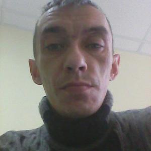 Парни в Нижний Тагиле: Артем Панов, 44 - ищет девушку из Нижний Тагила