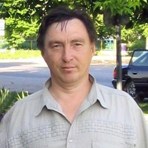 Игорь, 58 лет, Якутск