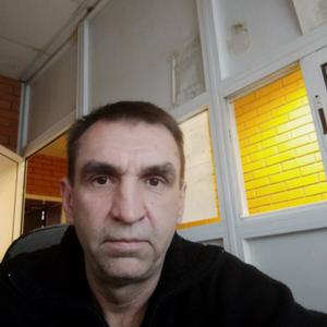 Виктор, 49 лет, Волгоград