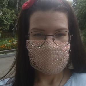 Девушки в Саратове: Ирина, 37 - ищет парня из Саратова