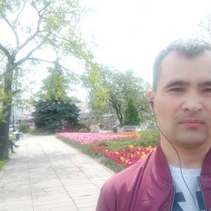 Парни в Череповце: Ихтиёр, 33 - ищет девушку из Череповца