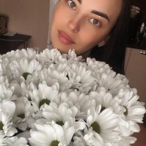 Девушки в Кемерово: Екатерина, 28 - ищет парня из Кемерово