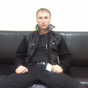 Парни в Азове: Денис , 43 - ищет девушку из Азова