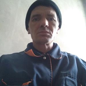 Сергей, 47 лет, Салехард
