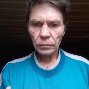Девушки в Перми: Цапаев, 52 - ищет парня из Перми