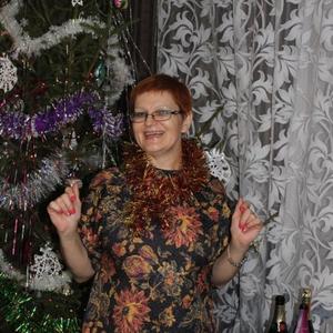 Девушки в Томске: Любовь, 60 - ищет парня из Томска