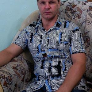 Парни в Уссурийске: Сергей Тетеркин, 52 - ищет девушку из Уссурийска