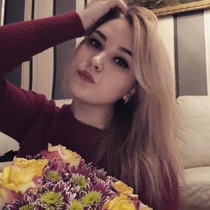 Девушки в Екатеринбурге: Дарья, 24 - ищет парня из Екатеринбурга