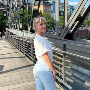 Девушки в Hamburg: Viola, 33 - ищет парня из Hamburg