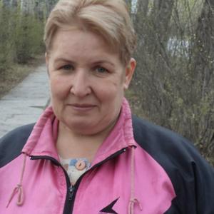 Девушки в Екатеринбурге: Эльвира Гусева, 61 - ищет парня из Екатеринбурга