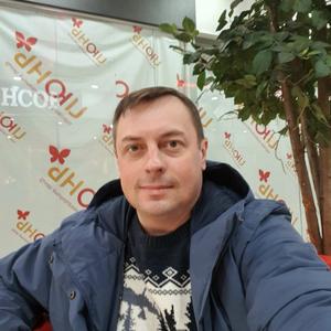 Парни в Череповце: Игорь, 45 - ищет девушку из Череповца
