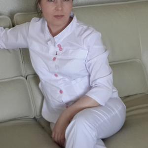 Девушки в Владивостоке: Людмила, 48 - ищет парня из Владивостока