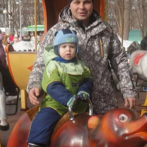Парни в Перми: Ярослав, 40 - ищет девушку из Перми