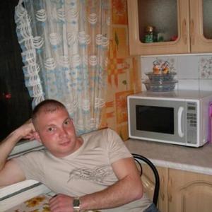 Парни в Соликамске: Юрик, 39 - ищет девушку из Соликамска