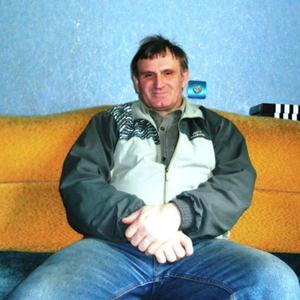 Парни в Твери: Сергей Арефьев, 67 - ищет девушку из Твери