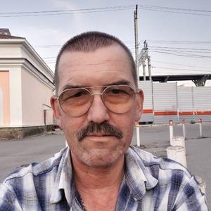 Василий, 58 лет, Климовск