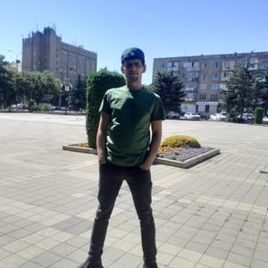 Парни в Черкесске: Артем, 33 - ищет девушку из Черкесска