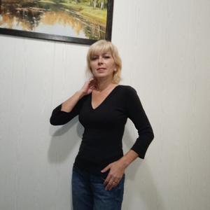 Девушки в Тольятти: Ирина, 51 - ищет парня из Тольятти