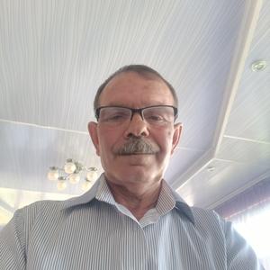 Евгений, 66 лет, Калуга