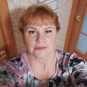 Девушки в Петрозаводске: Марина, 59 - ищет парня из Петрозаводска