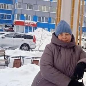 Девушки в Омске: Ксюша, 56 - ищет парня из Омска